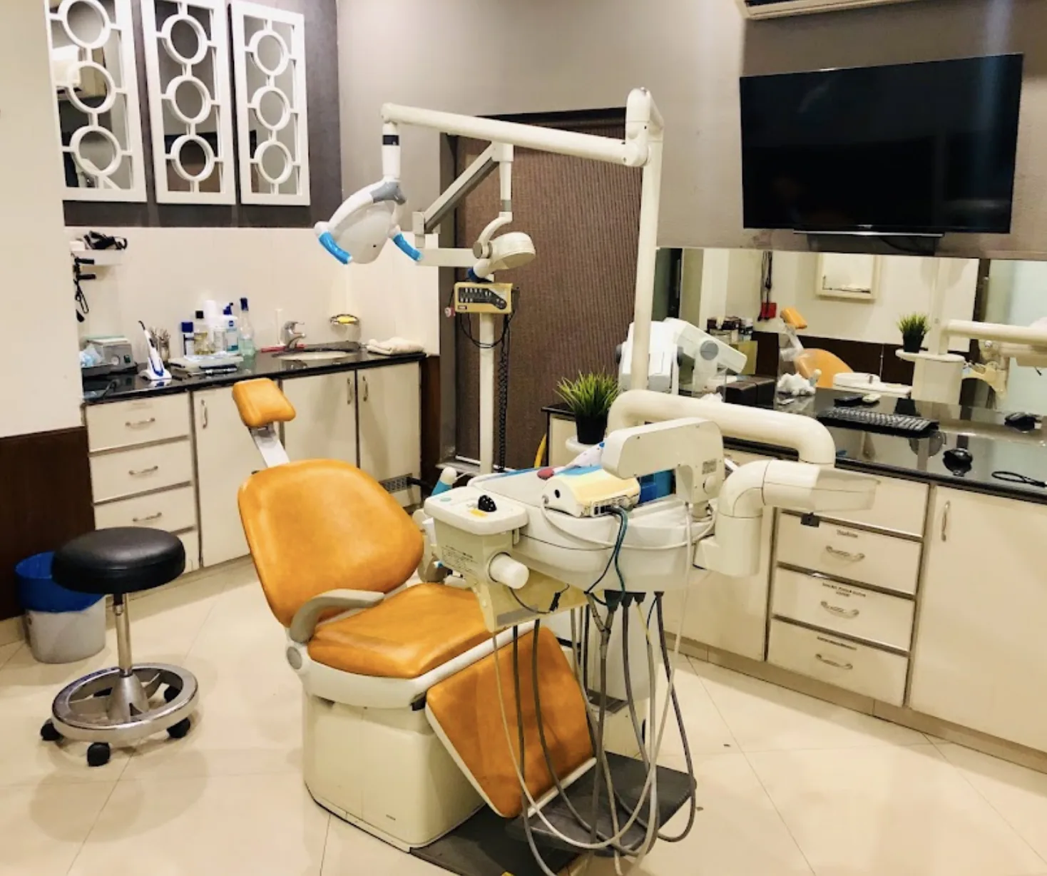 Gulberg treatment room